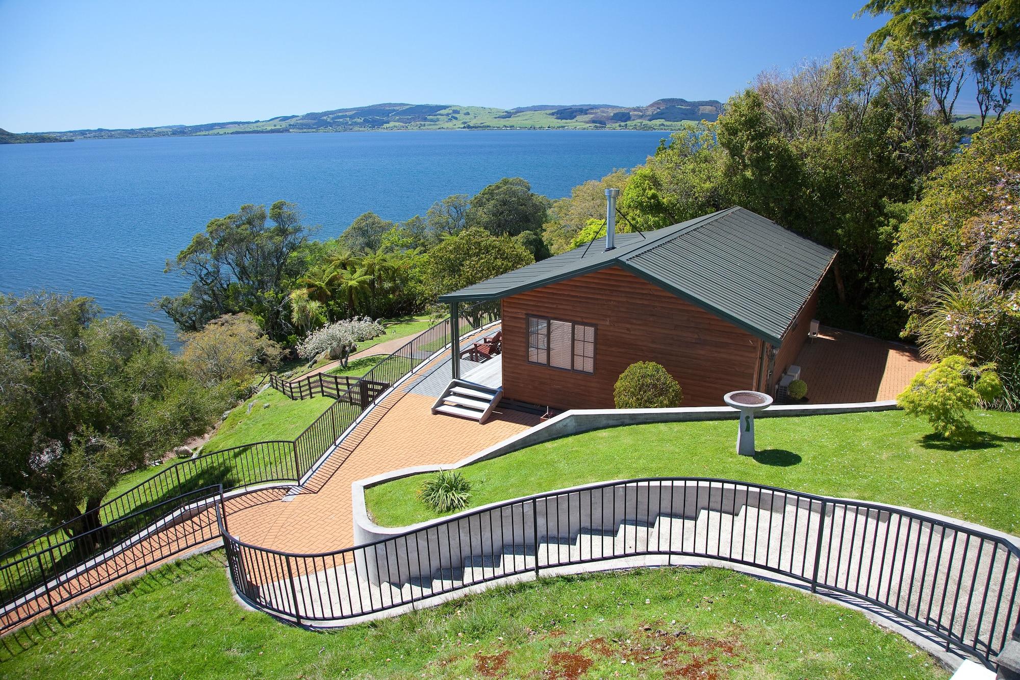 On The Point - Lake Rotorua Zewnętrze zdjęcie
